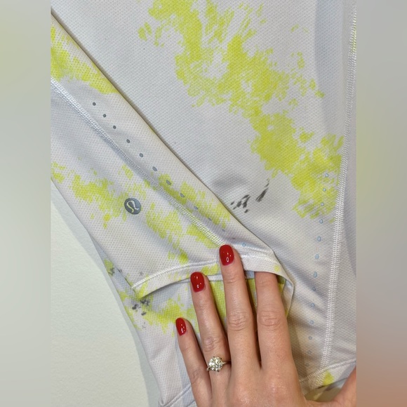 Lululemon High-Neck Running & Training T-Shirt Electric Lemon Multi - Size 4 - Picture 7 of 9